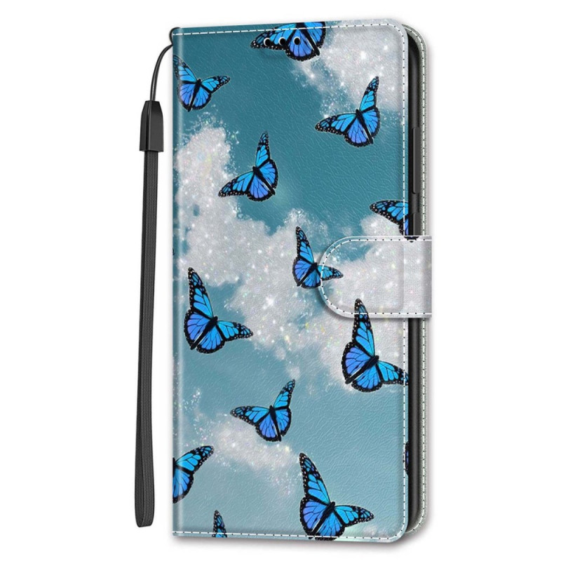 Housse Samsung Galaxy S24 5G Nuages Blancs et Papillons Bleus à Lanière