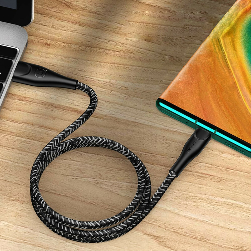 Cable USB-C tressé noir USAMS