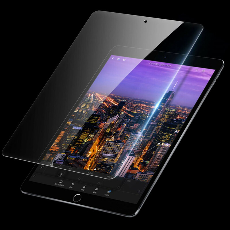 Protection en verre trempé (0.3mm) pour l’écran du iPad 10.2" (2019) Protection en verre trempé (0.3mm) pour l’écran du iPad 10.2" (2019)