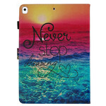 Housse iPad 10.2" (2020) (2019) Never Stop Dreaming Housse iPad 10.2" (2020) (2019) Never Stop Dreaming