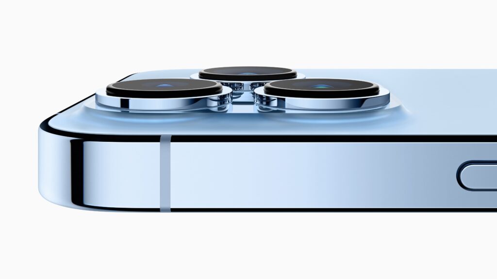 Coques iPhone 13 : le guide pour protéger votre investissement en 2025